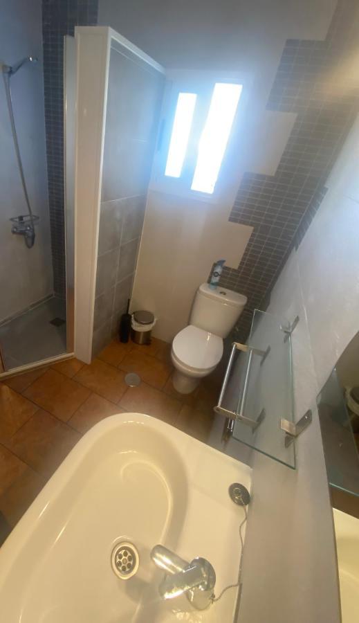 Apartamento Apto Boca Cangrejo Netflix,parking,aire Acondicionado Y Rent Car *