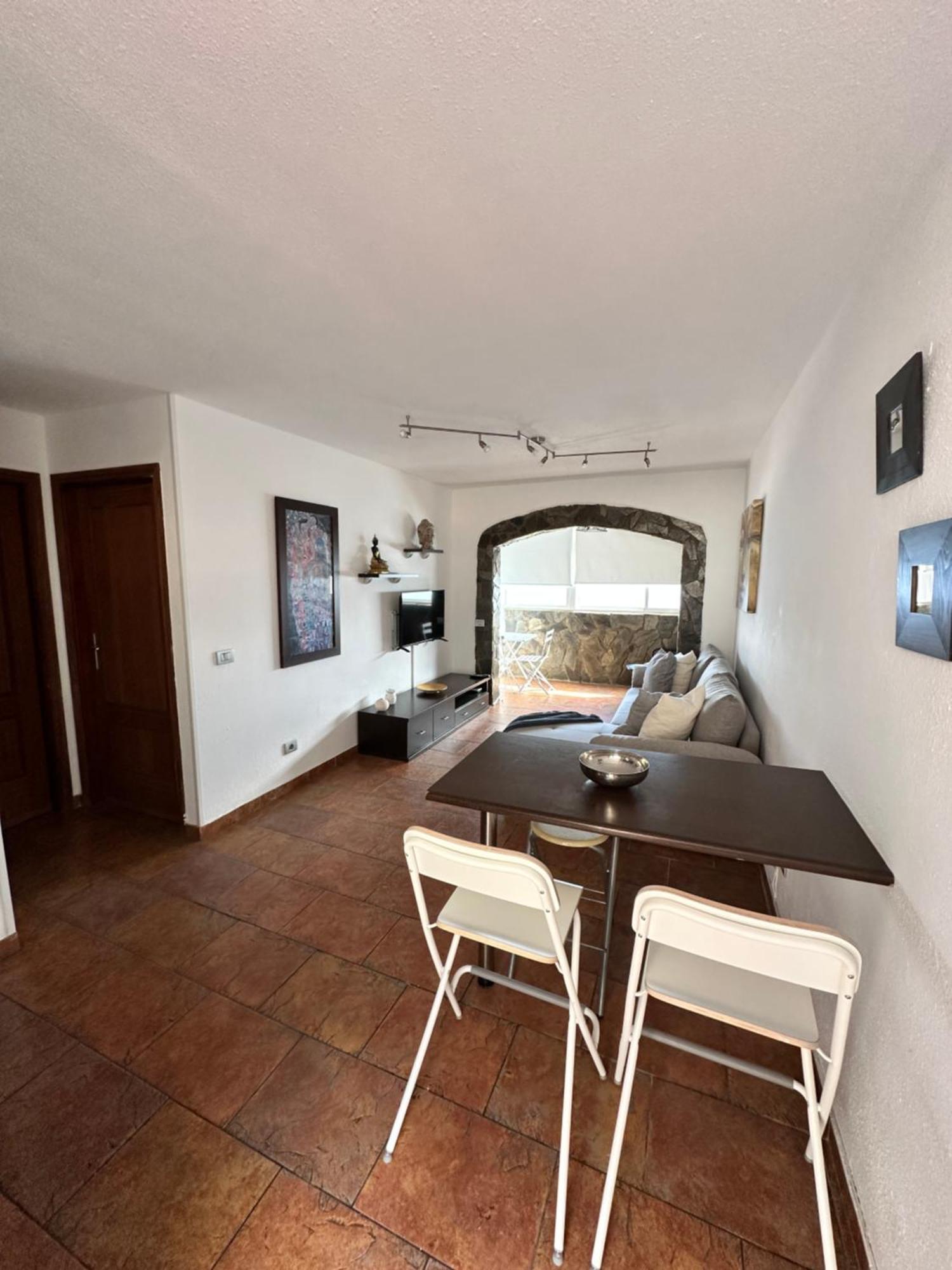 Apto Boca Cangrejo Netflix,parking,aire Acondicionado Y Rent Car Apartamento